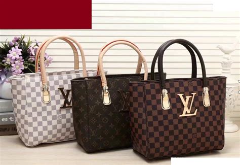 woman bags luxury handbags